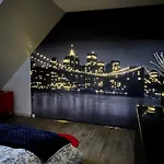 Belle Bord De Avec Piscine Urville-Nacqueville