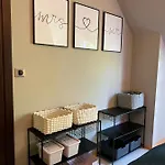 Belle Bord De Avec Piscine Villa *