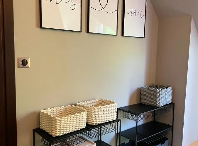 Belle Bord De Avec Piscine Villa *