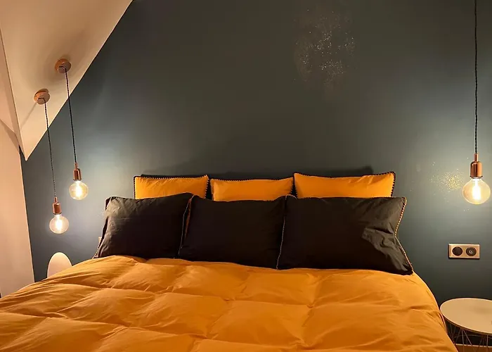 Belle Bord De Avec Piscine Villa Urville-Nacqueville