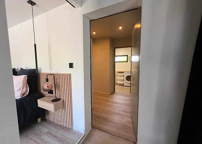 Belle Bord De Avec Piscine Villa Urville-Nacqueville